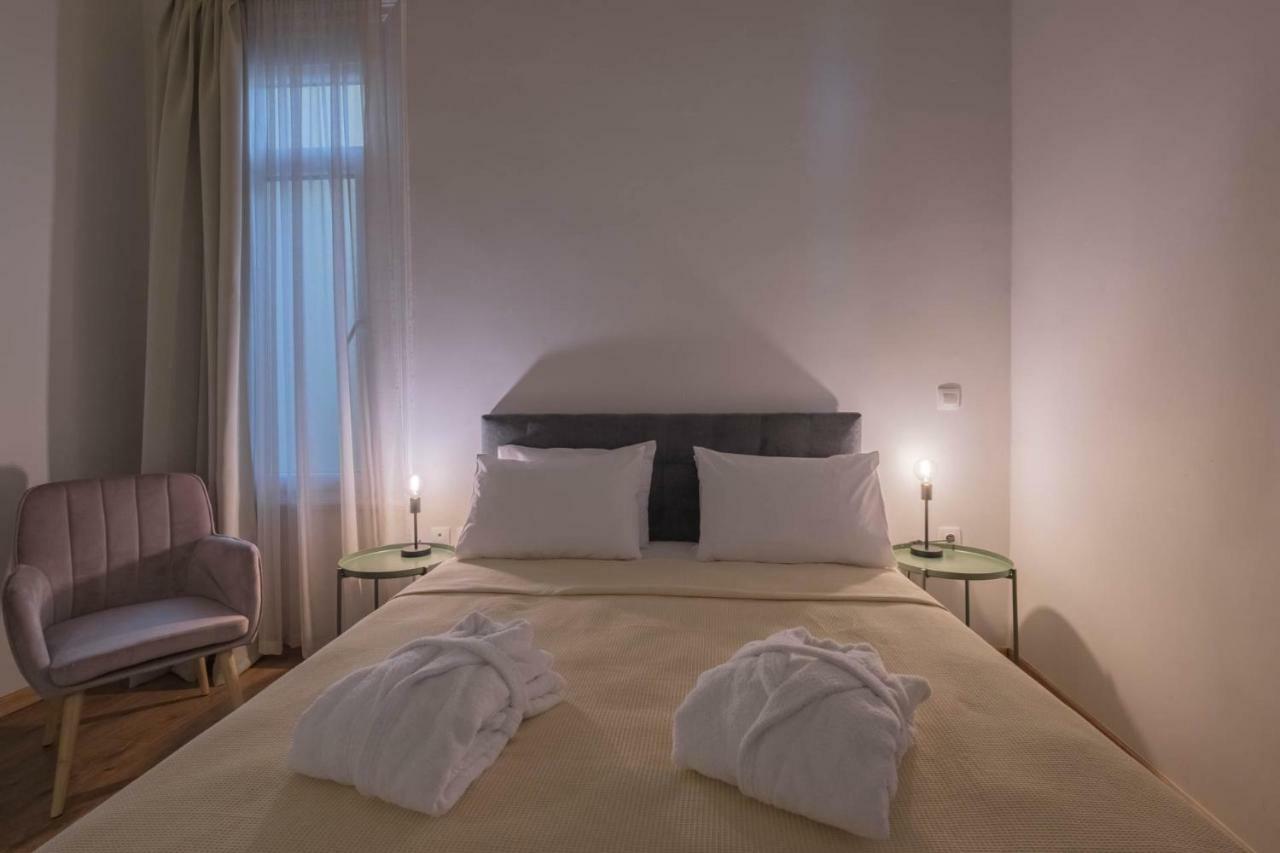 Agora Residence Chios Town Ngoại thất bức ảnh