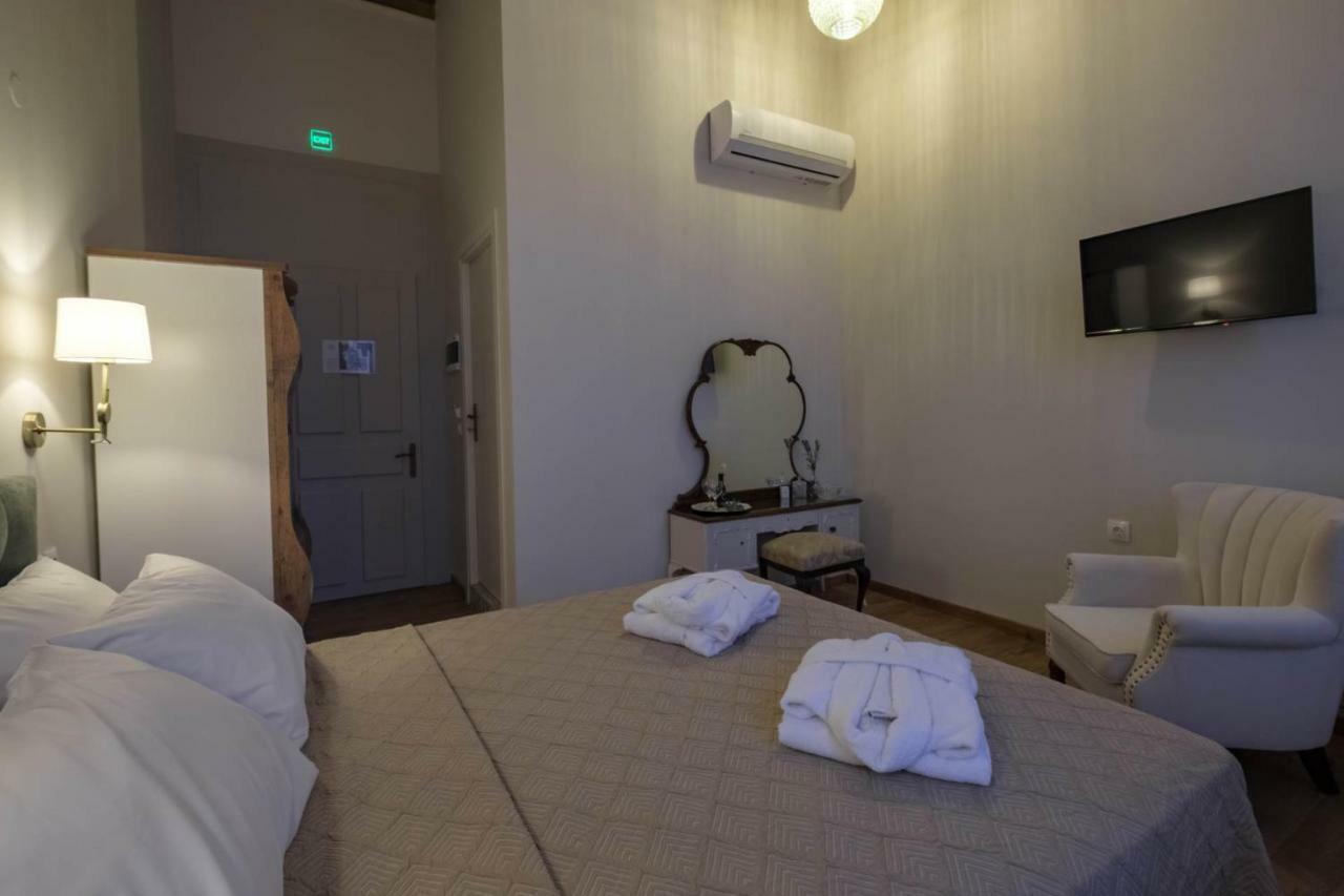 Agora Residence Chios Town Ngoại thất bức ảnh