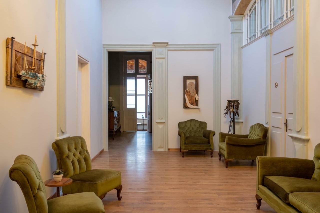Agora Residence Chios Town Ngoại thất bức ảnh